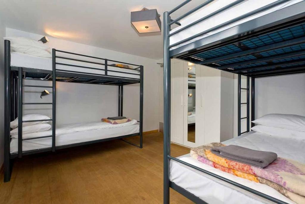 Bell House Hostel Londra Exterior foto